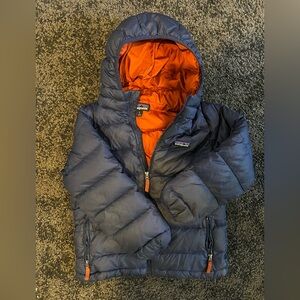 Pre-owned Patagonia Kids' Dark Blue and Bright Orange Puffer Jacket - S (7-8)